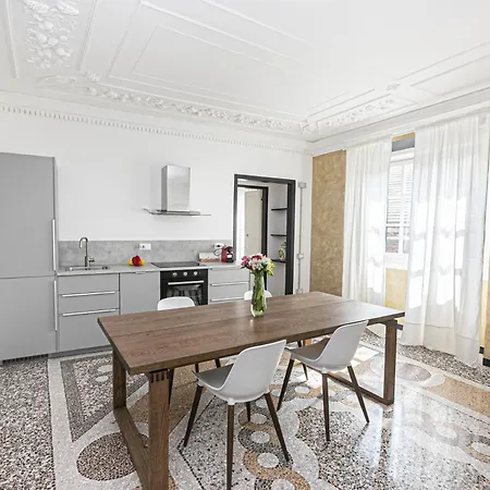 Iflat Historical Luxury San Luca 11 A Apartamento *